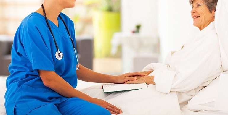 What doctors recommend treating symptoms of menopause transition