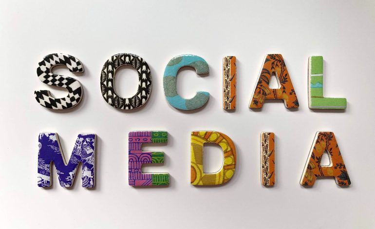 Social Media for Dentists: Guide to Dental social media Success in clinical practice