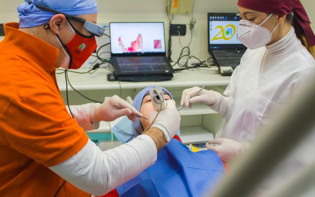 What is the difference between a Dental Therapist and Dental Hygienists?