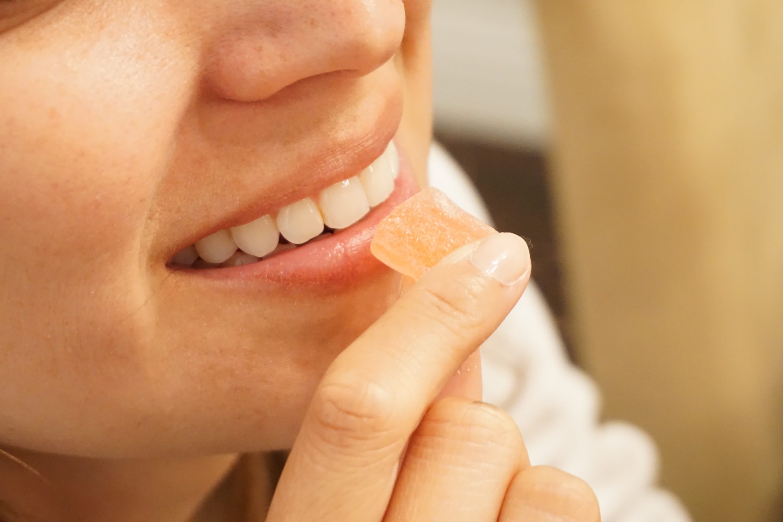 How to fix a gummy smile: here are all your best options.